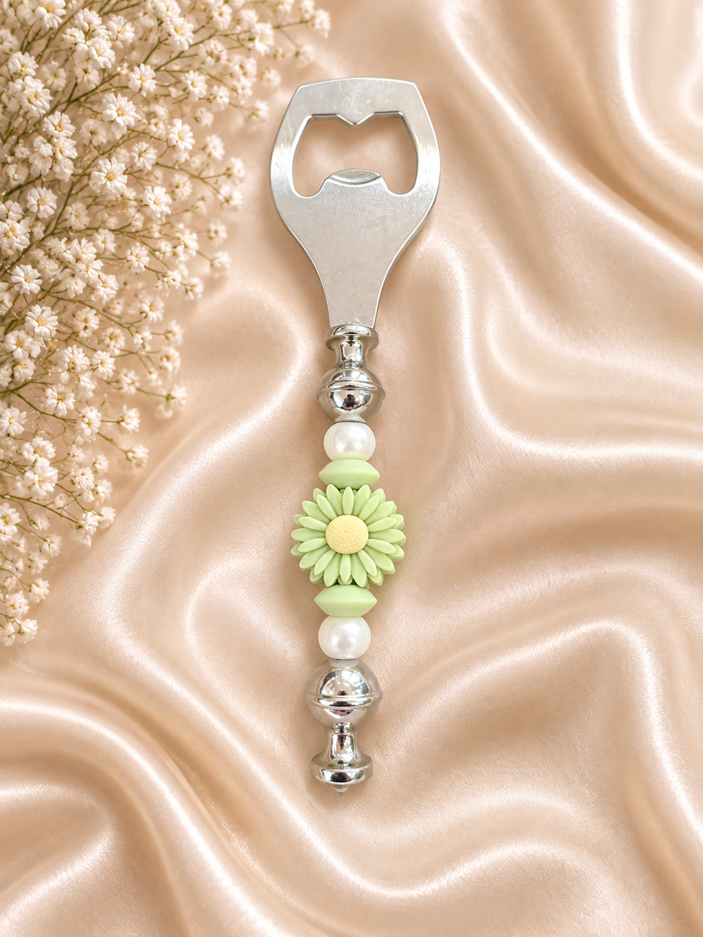 🌼 Sage Daisy Beaded Bottle Opener