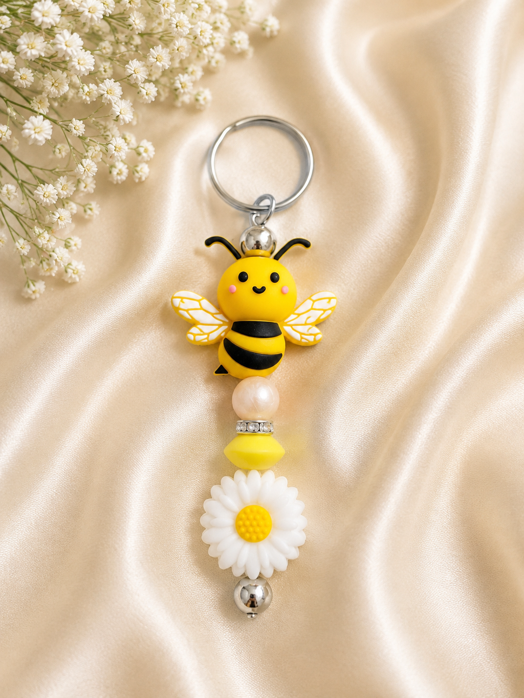 🐝 Bee & Daisy Keychain
